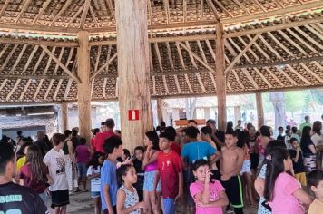 Foto - Dia das Crianças no Lago Municipal de Albertina: Um Dia de Diversão e Alegria