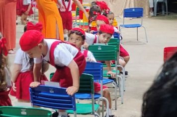 Foto - Formatura dos Pequenos da Creche Municipal Tereza Rossi