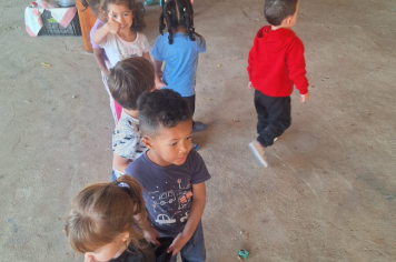 Foto - final de bimestre das Escolas e Creche 