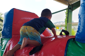 Foto - Diversão e Brinquedos Infláveis na Semana das Crianças!