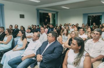 Foto - Relembre o momento histórico da posse em Albertina: Gestão 2025-2028 inicia com fé, compromisso e união