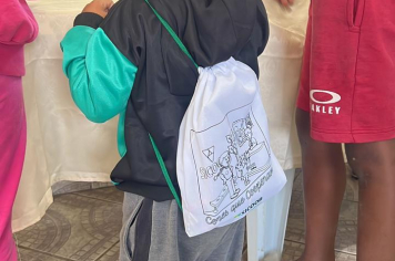 Foto - Colorindo o Futuro com o Sicoob Credivass