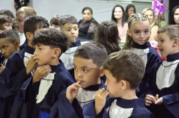 Foto - Formatura Pré-Escola Luzia Sanches Diniz