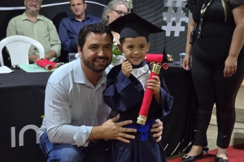 Foto - Formatura Pré-Escola Luzia Sanches Diniz