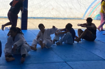 Foto - Visita da Ação Social de Albertina a Cabo Verde em busca de novas práticas e melhorias