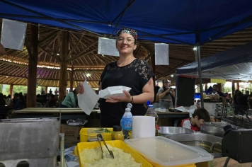 Foto relacionada - Tardezinha no Lago aquece Albertina e abre caminho para o Carnaval
