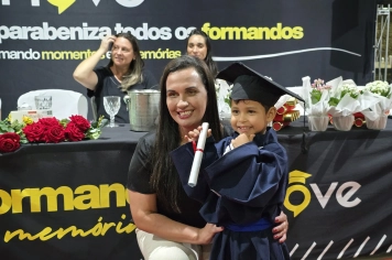 Foto - Formatura Creche Tereza Rossi