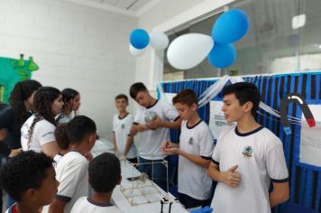 Foto - Feira de Conhecimento: Escola Municipal Antônio Ferreira