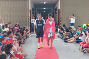 Foto - Dia de Fantasia na Escola Municipal Antônio Ferreira