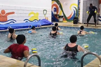 Foto relacionada - Hidroginástica fortalece o cuidado com a saúde e leva mais qualidade de vida para Albertina
