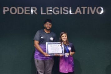 Foto - Time de Futsal Feminino de Albertina Recebe Honraria na Câmara Municipal