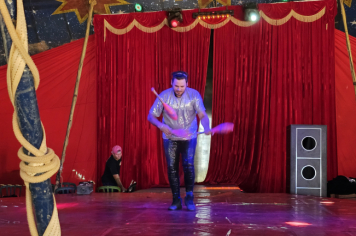 Foto - Crianças da Pré-Escola vivem dia mágico no circo em Jacutinga