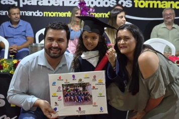Foto - Formatura Pré-Escola Luzia Sanches Diniz