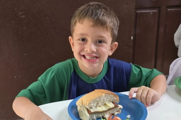 Foto - Lanche Especial de Fim de Ano | Pré-Escola Luzia Sanches Diniz