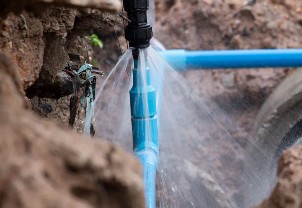 Manutenção na rede interrompe abastecimento de água em Albertina nesta quarta-feira