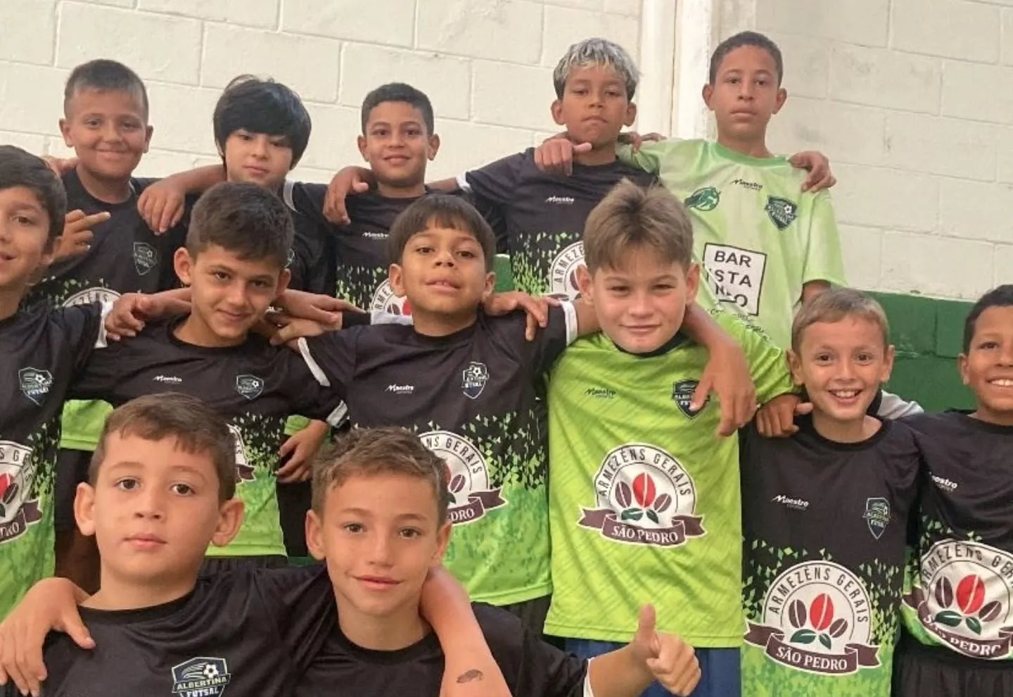 Albertina Futsal fortalece a base com amistosos em diferentes categorias