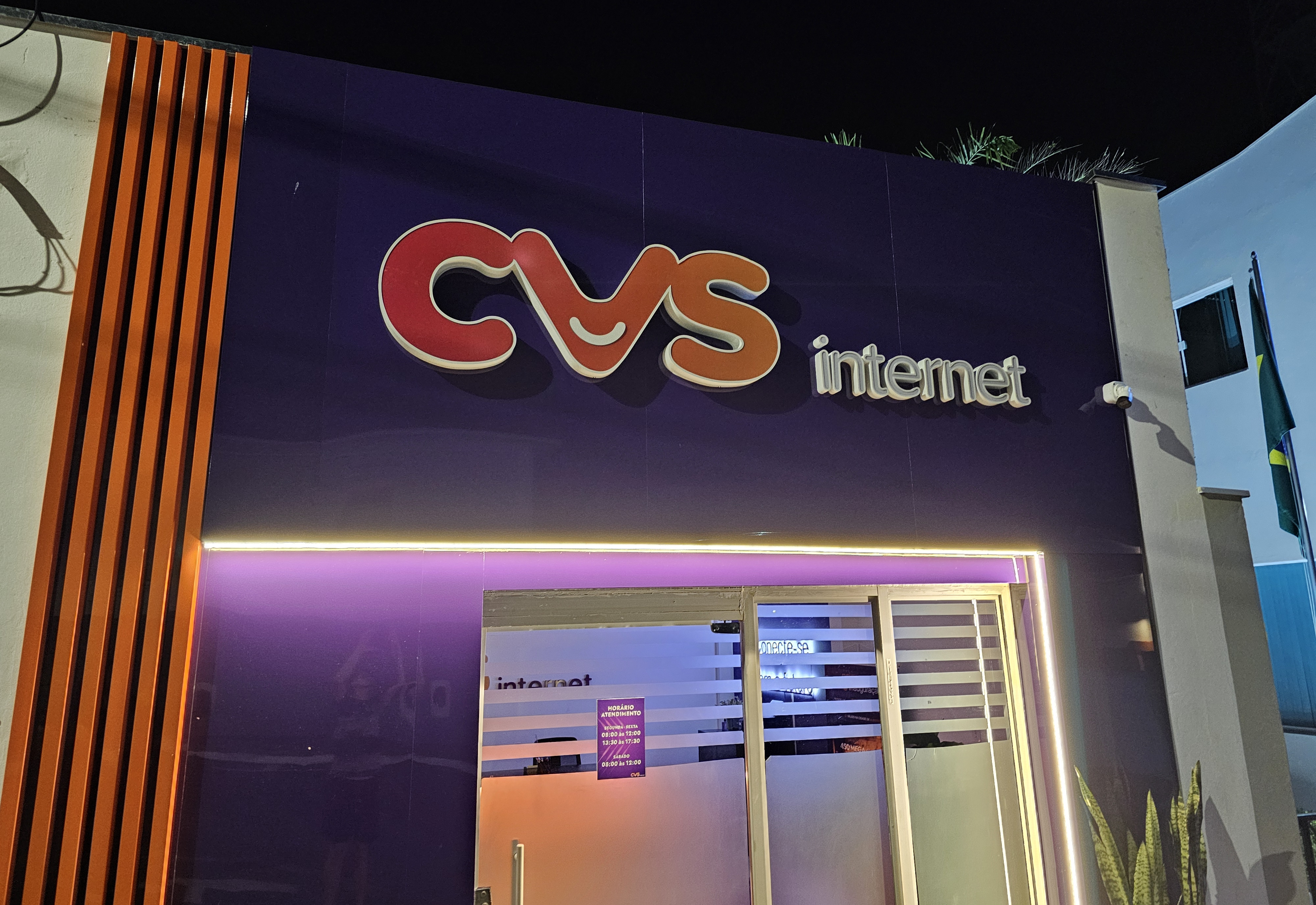 Fachadas valorizadas deixam Albertina mais bonita e fortalecem o comércio local