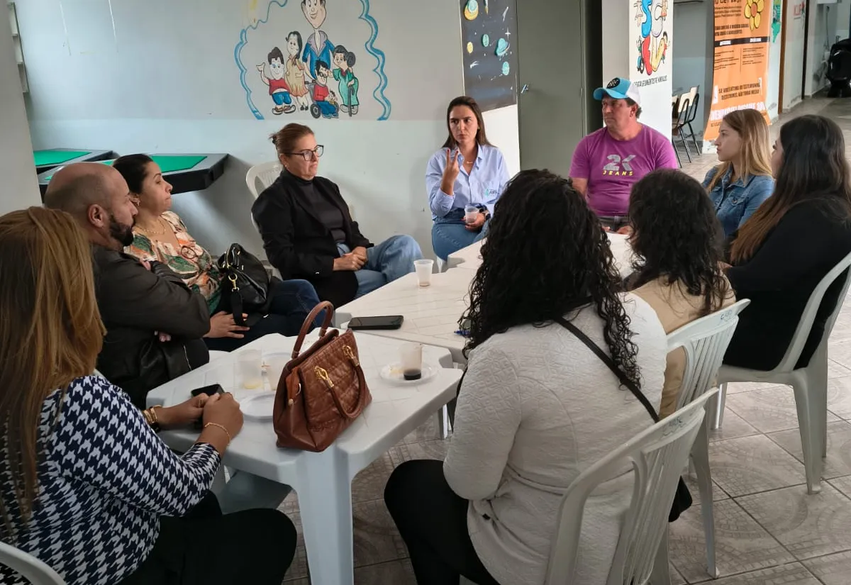 Albertina recebe equipe de Cabo Verde para troca de experiências sobre o projeto Frente de Trabalho