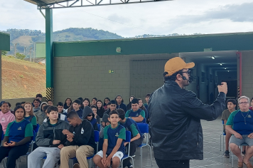 Foto relacionada - Bullying não é brincadeira: palestra emociona alunos e promove reflexão na Escola Municipal Antonio Ferreira