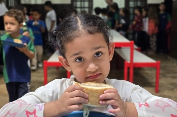 Foto - Lanche Especial de Fim de Ano | Pré-Escola Luzia Sanches Diniz