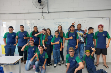 Foto - Dia do Cabelo Maluco – Escola Municipal Antonio Ferreira