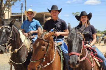 Foto - 6ª Cavalgada Beneficente ao Natal