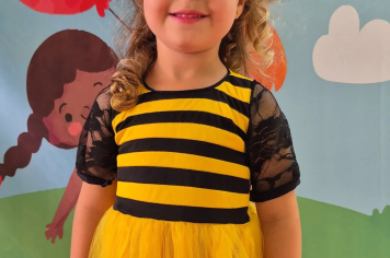 Foto - Uma semana inesquecível de cores, fantasia e sorrisos na Creche Municipal Tereza Rossi