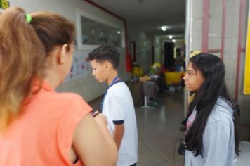 Foto - Feira de Conhecimento: Escola Municipal Antônio Ferreira