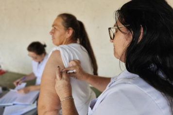 Foto - Vacinação nos trabalhadores do Setor de Obras 