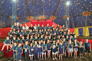 Foto - Crianças da Pré-Escola vivem dia mágico no circo em Jacutinga