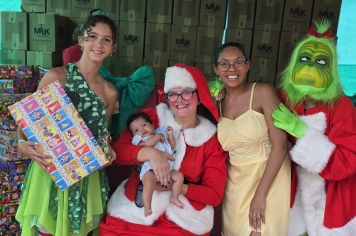 Foto - Natal na Praça – Albertina de Luz 2025