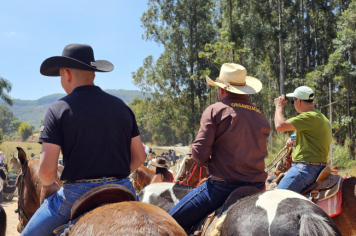 Foto - 6ª Cavalgada Beneficente ao Natal
