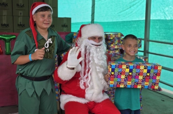 Foto - Natal na Praça – Albertina de Luz 2025
