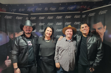 Foto - Tradição e fé embalaram o segundo dia do rodeio