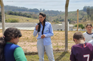 Foto - Plantio de Árvores  (Dia da Árvore | Escola Antonio Ferreira)