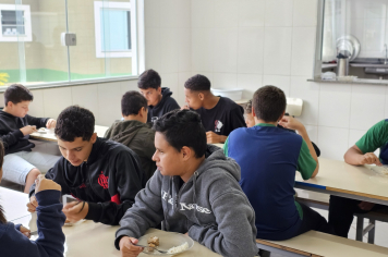 Foto relacionada - Alimentação saudável e preparada com amor nas escolas municipais de Albertina