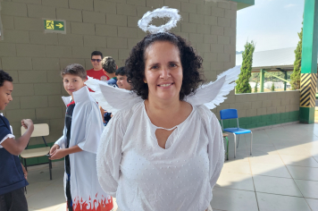 Foto - Dia de Fantasia na Escola Municipal Antônio Ferreira