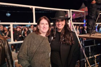 Foto - Tradição e fé embalaram o segundo dia do rodeio