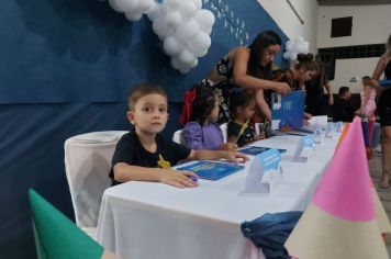 Foto - Noite de Autógrafos na Pré-Escola Luzia Sanches Diniz celebra educação, cultura e criatividade