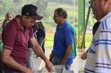 Foto - Churrasco na Escola Municipal Antonio Ferreira
