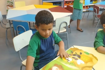 Foto - Pequenos Leitores, Grandes Aventuras