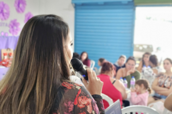 Foto - Agosto Lilás