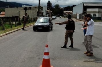 Foto - Blitz Educativa em Albertina mobiliza a comunidade contra Arboviroses