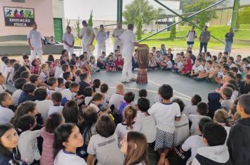 Foto - Capoeira Transforma Semana da Consciência Negra na Escola Antônio Ferreira