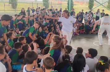 Foto - Capoeira, Cultura e Educação na Escola Antonio Ferreira