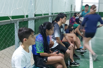 Foto - Treino de Vôlei Infantil e Adolescentes