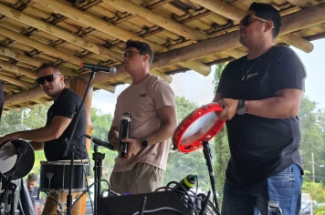 Foto relacionada - Tardezinha no Lago aquece Albertina e abre caminho para o Carnaval