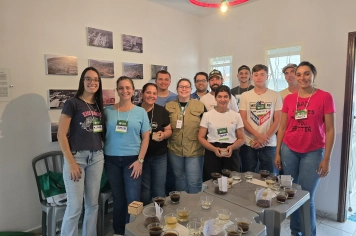 Foto relacionada - CURSO DE CLASSIFICAÇÃO E DEGUSTAÇÃO DE CAFÉS PROMOVE APRENDIZADO, TÉCNICA E VALORIZAÇÃO DO SABER