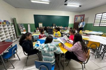 Foto - Projeto “Era uma Vez: Contos e Arte Encanta Gerações e Forma Cidadãos”