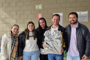 Foto - Professores da rede municipal de Albertina recebem Chromebooks para uso pedagógico